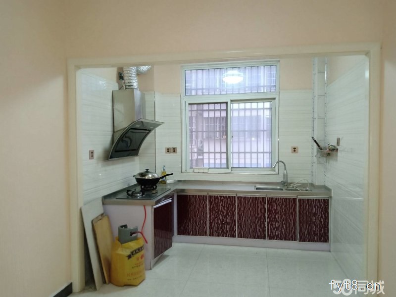 东一小学,新市医院,华信万吉市委广场,有证可按揭过,首付低